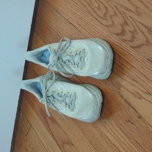 HOKA Clifton 8 Running Shoe Womens Size